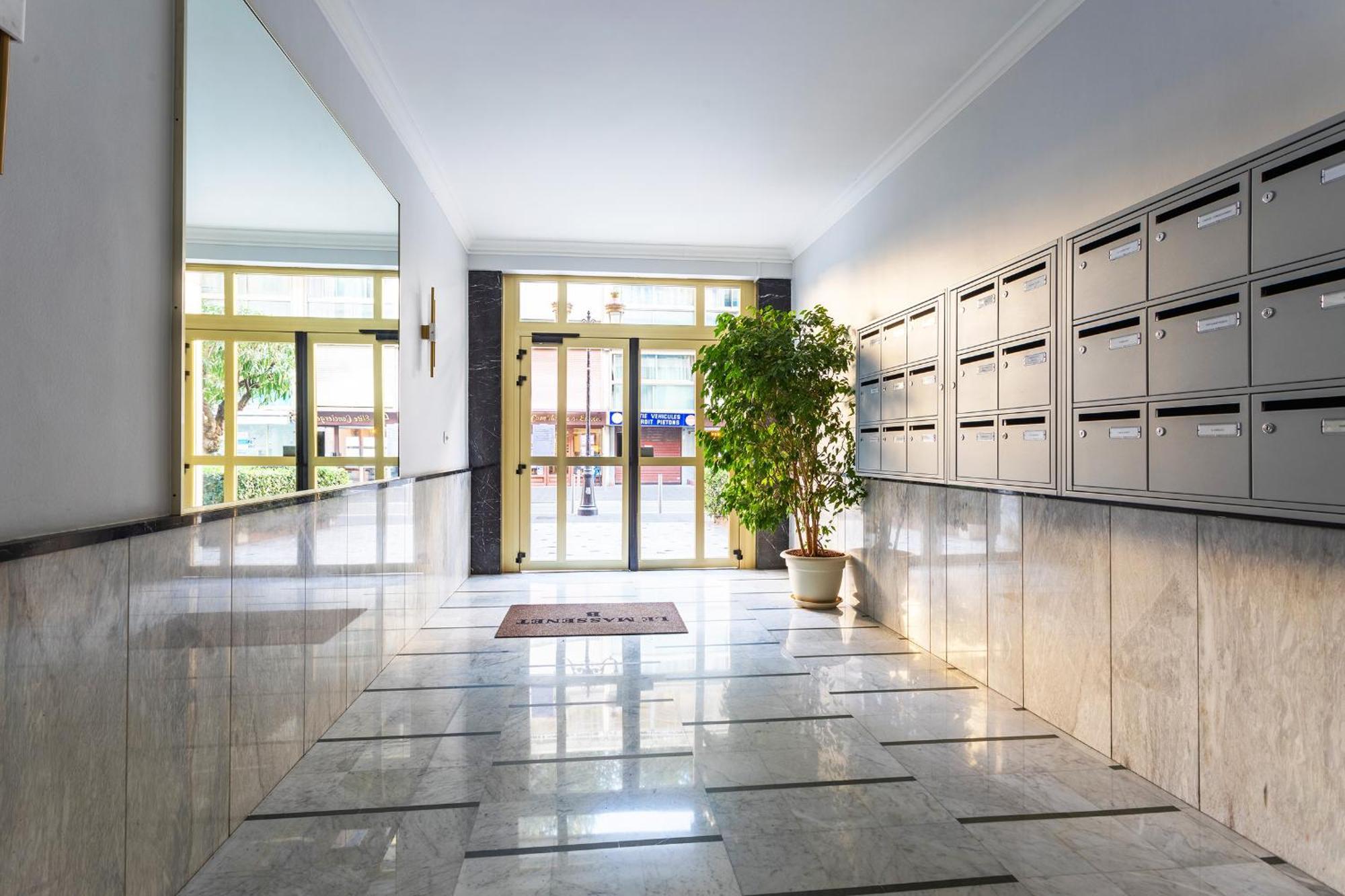 Le France-Massenet Ap3015 By Riviera Holiday Homes Ницца Экстерьер фото